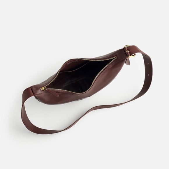 NWT Madewell Essentials Crescent Sling Bag in Chocolate Raisin - Picture 2 of 11